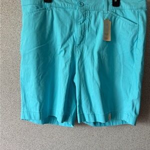 St. John's Bay Aqua Women's‎ Bermudas